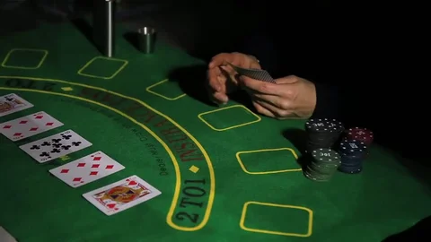 Poker Online & Pola Bermain: Dari Gaya Santai Sampai Strategi Biar Nggak Boncos